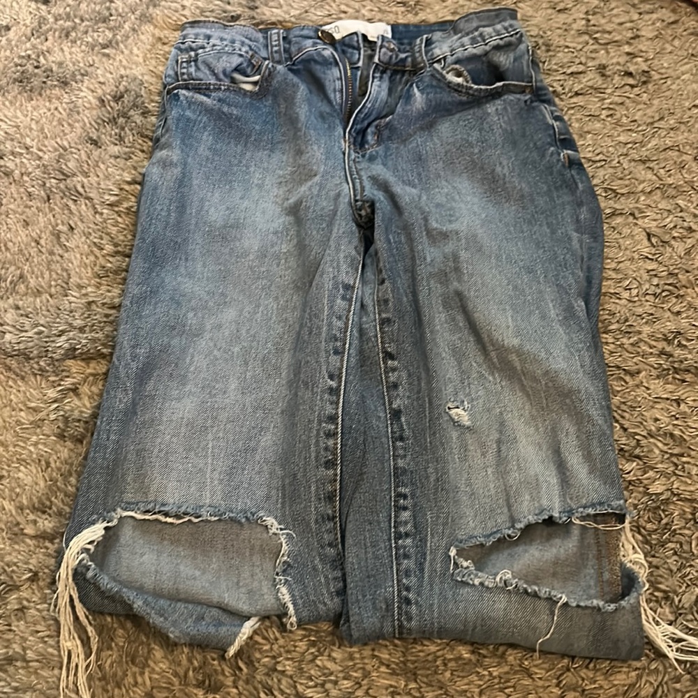 Tilly’s mom jeans size 25
